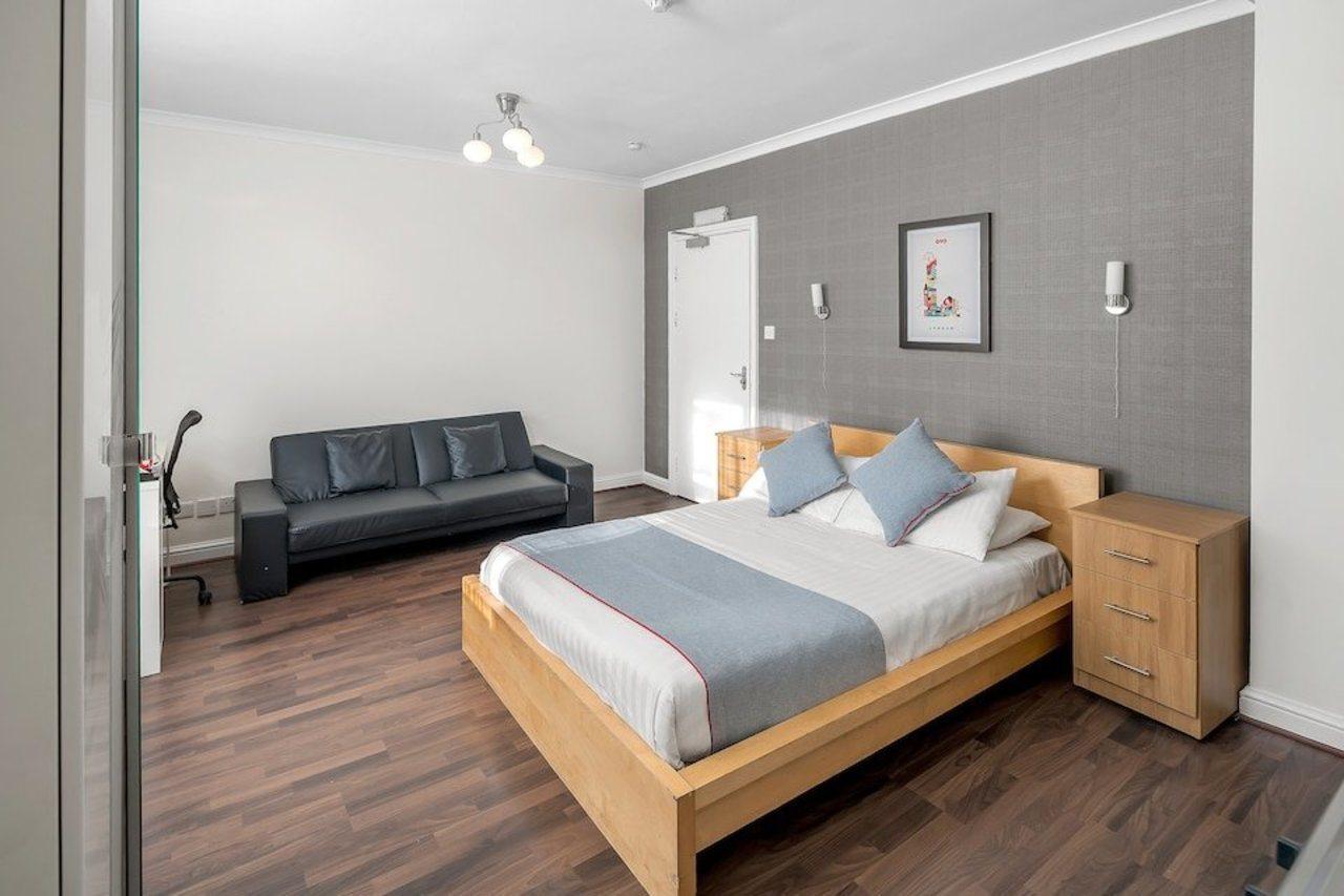 Flexistay Tulsi Aparthotel Croydon Esterno foto