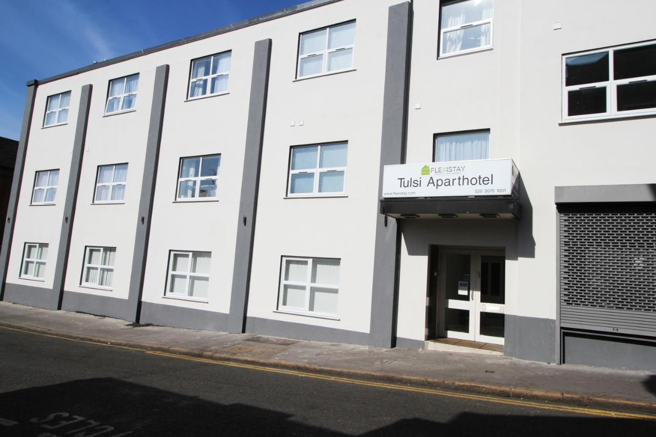Flexistay Tulsi Aparthotel Croydon Esterno foto