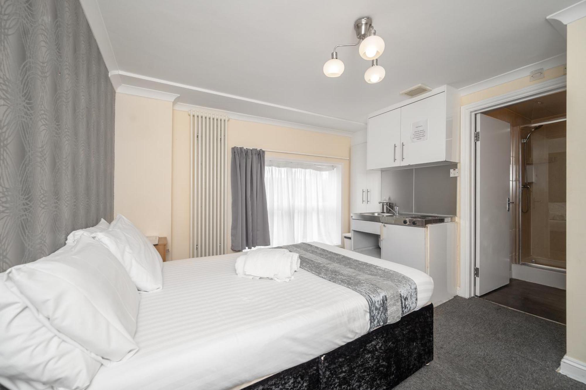 Flexistay Tulsi Aparthotel Croydon Esterno foto