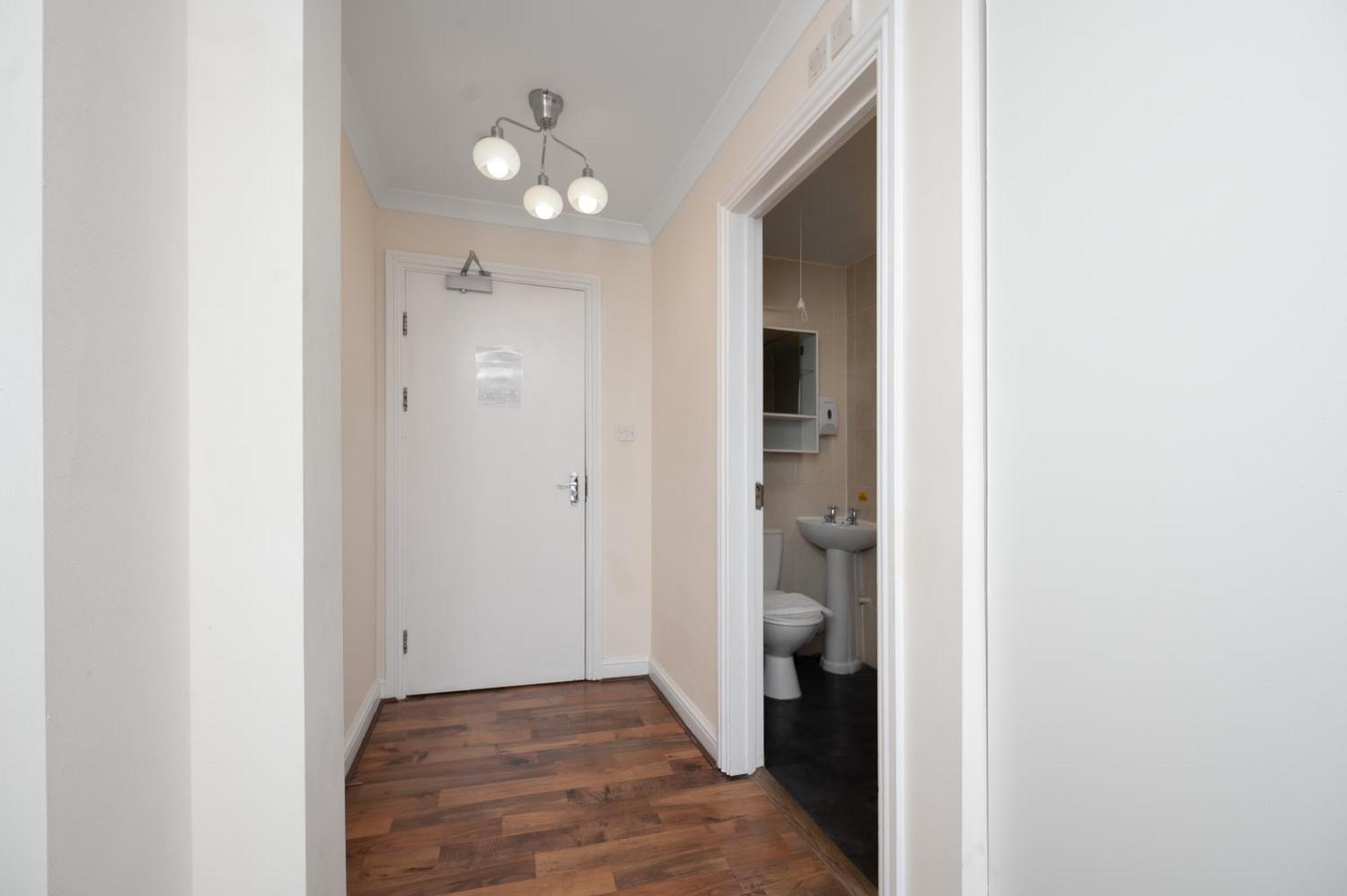 Flexistay Tulsi Aparthotel Croydon Esterno foto