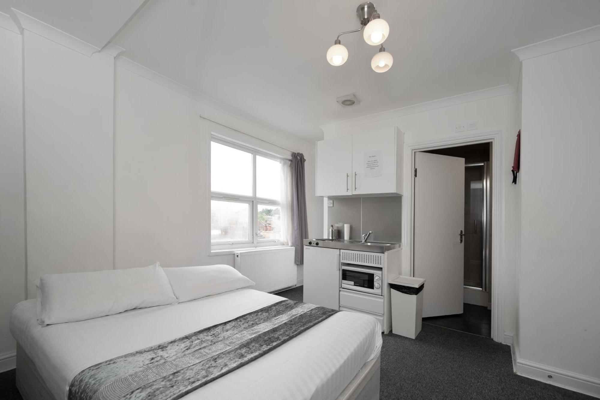 Flexistay Tulsi Aparthotel Croydon Esterno foto