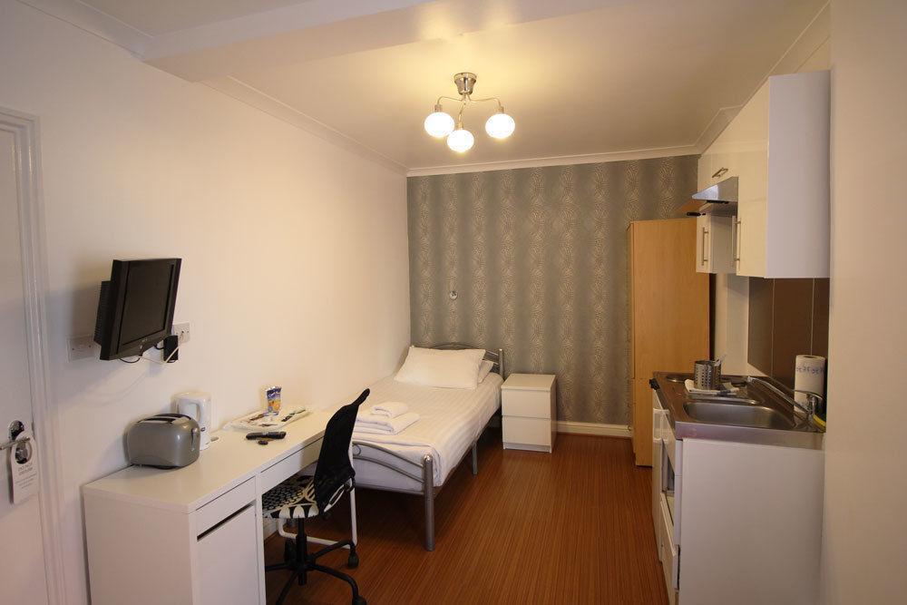 Flexistay Tulsi Aparthotel Croydon Esterno foto