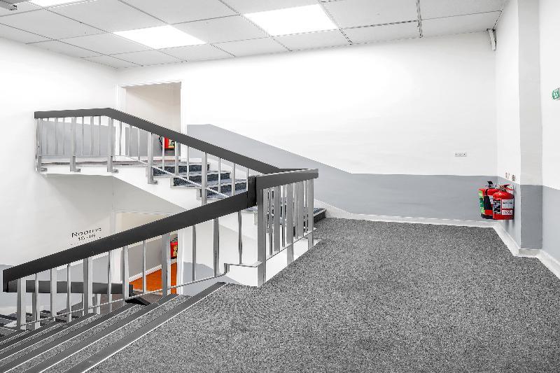 Flexistay Tulsi Aparthotel Croydon Esterno foto