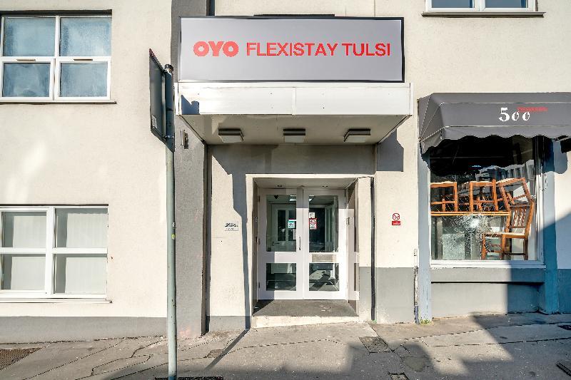 Flexistay Tulsi Aparthotel Croydon Esterno foto